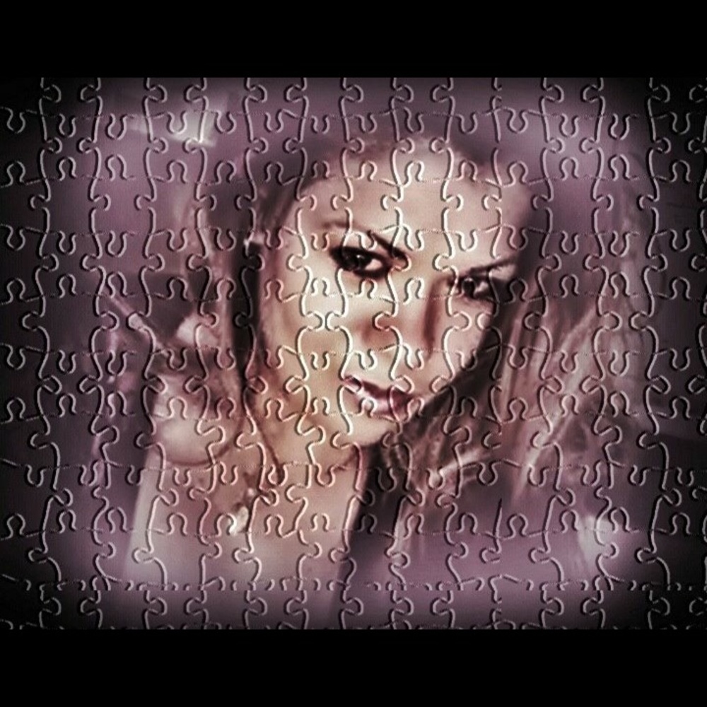 Meet your Posher, Chrystal